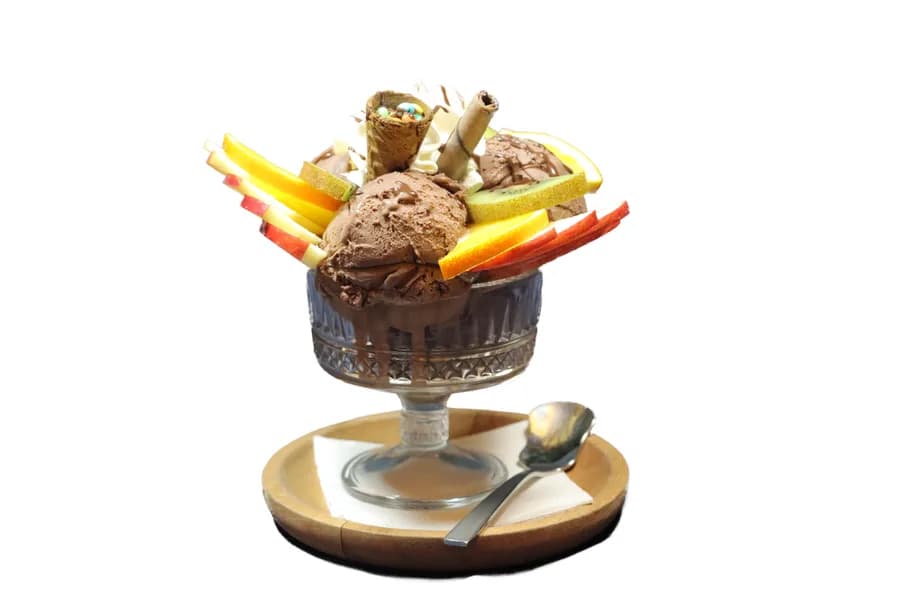میلک شیک و بستنی